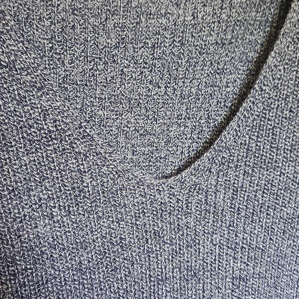 ✨ Reitmans “The Classic” V-Neck Knit Sweater -Size 2x ✨ - Picture 5 of 10
